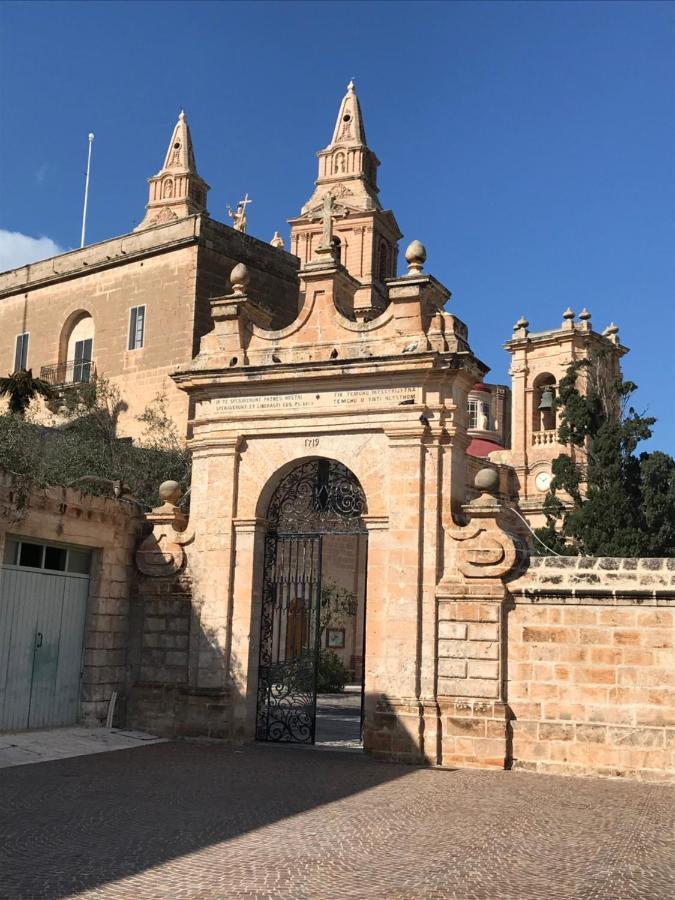 White Sands Mellieħa Buitenkant foto