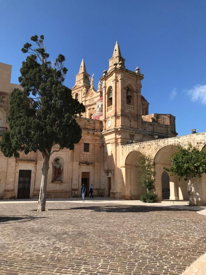 White Sands Mellieħa Buitenkant foto